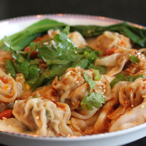 Spicy Wonton with Special Chilli Pepper Sauce & Veges