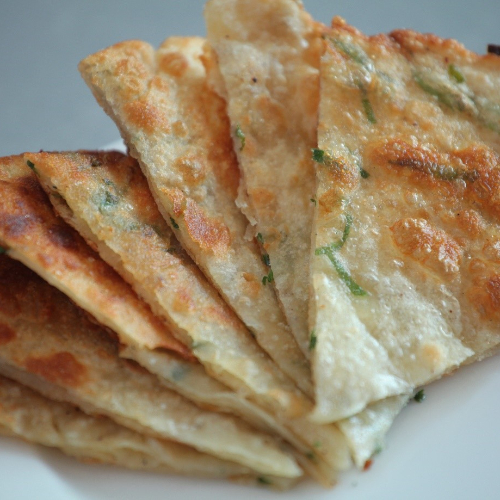 Spring Onion Pancake with Salt & Pepper葱油饼
